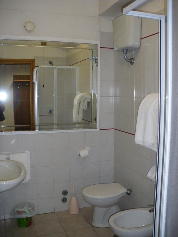 Hotel Neptunus Nettuno Zimmer foto
